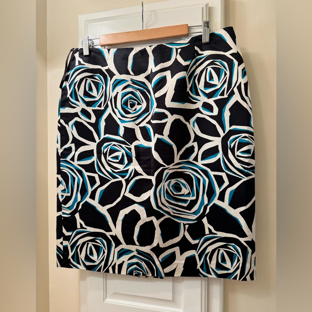 Jones New York Rose skirt size 12